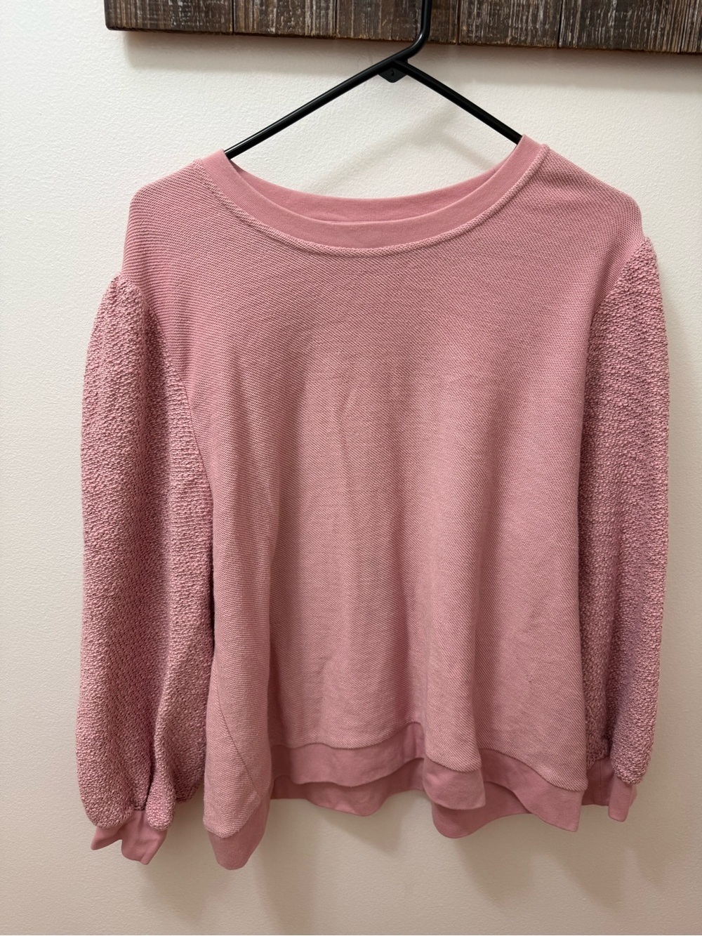 Time and tru Cozy Pink Pullover Sweatshirt